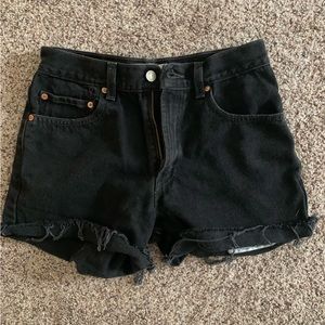 VINTAGE LEVIS 550 CUTOFF SHORTS
